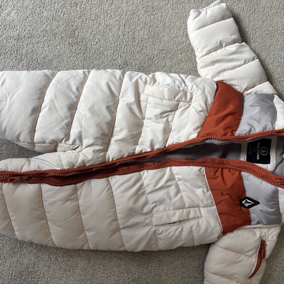 Volcom Baby Snowsuit – Hooded Fleece Lined Warm Winter Jumpsuit – 6-9 M - Picture 3 of 9